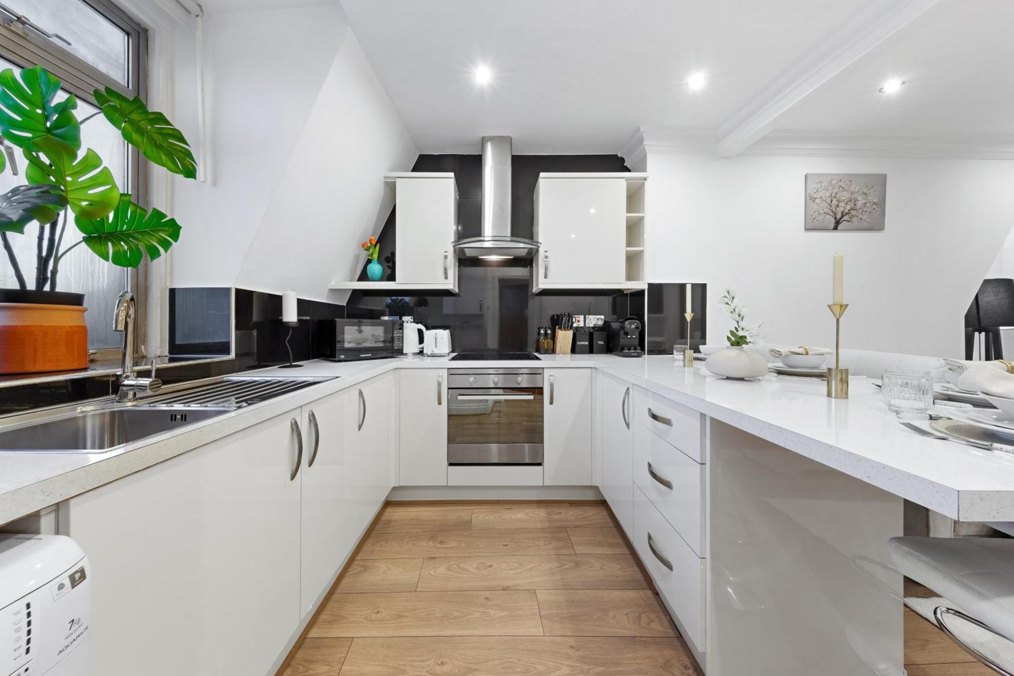 The High Street Kensington Boutique Apartment Лондон Екстериор снимка